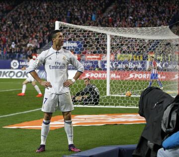 19 de noviembre de 2016. Partido de LaLiga entre el Atlético de Madrid y el Real Madrid en el Vicente Calderón (0-3). Cristiano Ronaldo marcó el 0-3.