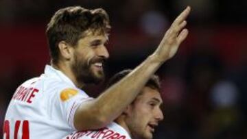 Llorente celebra uno de sus tantos. 