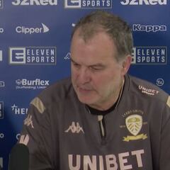 La emotiva frase de Bielsa sobre los hinchas del fútbol