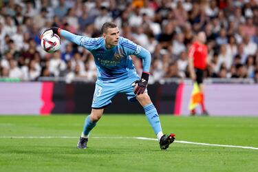 Tras ser cedido por el Real Madrid a varios equipos se incorporó a las filas del equipo blanco en 2020 donde lleva desde entonces. Hasta la fecha ha defendido la portería madridista en 58 ocasiones. 