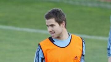 &Iacute;&ntilde;igo Mart&iacute;nez, jugador de la Real Sociedad, en un entrenamiento con la Selecci&oacute;n.