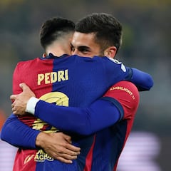 Which teams have qualified for the 2024/25 Champions League knockout stages?