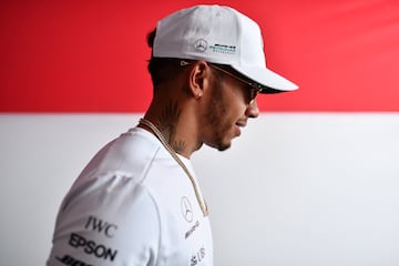 Hamilton dando un paseo antes de que diera comienzo la clasificación del GP de Hungría. 