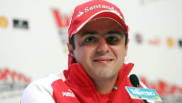 El piloto brasile&ntilde;o de F&oacute;rmula Uno Felipe Massa, de la escuder&iacute;a Ferrari, da una rueda de prensa en el &aacute;mbito del &#039;Wrooom 2013&#039;, la reuni&oacute;n de esqu&iacute; anual de su escuder&iacute;a en Madonna di Campiglio (Italia), hoy, jueves 17 de enero de 2013. 