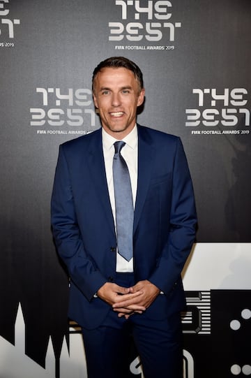 El exfutbolista y entrenador dse la selecci??n de Inglaterra de f??tbol femenino Phil Neville.