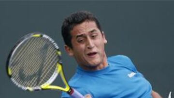 David Ferrer y Nicolás Almagro siguen con paso firme