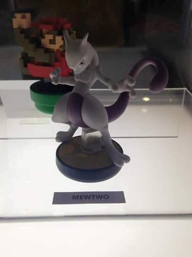 El amiibo Mewtwo se cuela en la Comic Con de San Diego