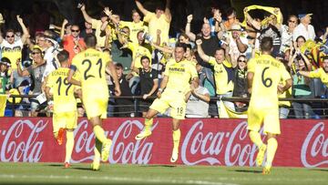 Nicola Sansone celebra uno de los dos goles marcados el pasado domingo ante la Real Sociedad.