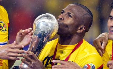 ¿Te acuerdas de...? 7 cracks del futbol mexicano en el 2013