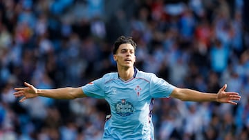 Jones celebra el gol anotado ante el Valencia en Balaídos.