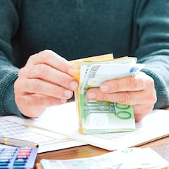 Los expertos recomiendan tener esta cantidad de dinero en efectivo en casa para emergencias