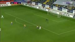 ¡Su gol 90 en Europa! Junior volvió a anotar en el fútbol turco