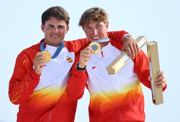 La pareja de 49er formada por Diego Botín y Florian Trittel le ha dado, el primer oro para España