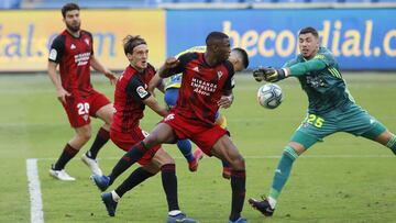 El Mirandés no pudo hacer frente a Las Palmas.
