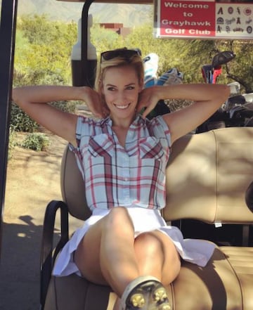 Paige Spiranac: el lado súper sexy del Golf... ¡que ya no podrás ver en los campos!