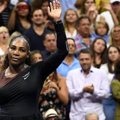 Serena Williams supera a su hermana Venus en dos sets
