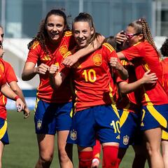 Claudia Barrios decide para que La Rojita dependa de sí misma