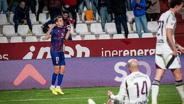Ortuño celebra su gol ante el Albacete