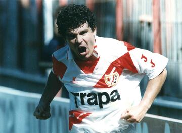 20 futbolistas que vistieron la camiseta del Rayo y el Barcelona