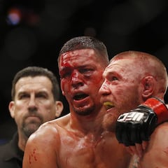 McGregor se venga de Diaz en el combate más épico de la historia