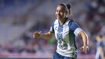 Charlyn Corral celebrates his goal 1-0 of Pachuca during the 16h round match between Pachuca and Guadalajara as part of the Torneo Clausura 2025, Liga MX Femenil at Hidalgo Stadium on April 13, 2025 in Mexico City, Mexico.