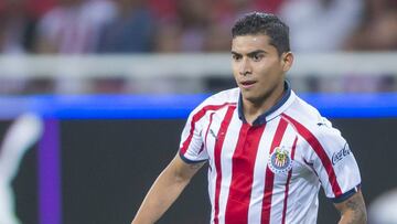 El director general de Chivas expres&oacute; que el mediocampista ha levantado el inter&eacute;s de varios clubes, al igual que Pulido y &lsquo;El Cone&rsquo;.