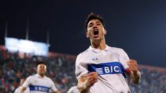 La UC recupera la memoria y se olvida de Holan