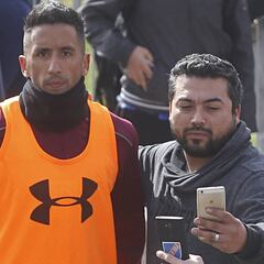 El inesperado problema que podría dejar a Barrios sin debutar