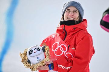 Queralt Castellet ha logrado la quinta medalla de España en la historia de los Juegos Olímpicos de Invierno tras conseguir la plata en la final de snowboard halfpipe.