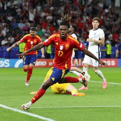 Nico Williams se instala en los libros de la Euro