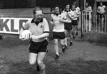 El sorpresivo Watford, co-líder de la Premier: el club de Elton John