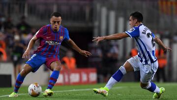 Sergiño Dest, en un partido de la temporada pasada ante la Real Sociedad en el Camp Nou.