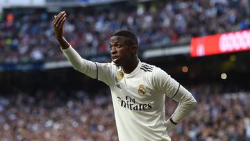 Vinicius celebra el primer gol del Madrid ante el Valladolid.