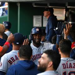 Cubano Yordan Álvarez es nombrado Jugador de la Semana en la Liga Americana