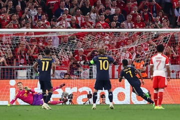 Vinicius transformó el penalti que suponía el 2-2.