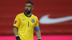 "Preocupa": Bravo se refirió a la falta de gol de la Roja