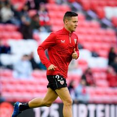 Herrera suple a Vesga tras sentir molestias en el calentamiento