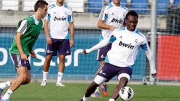 Adán, Jesús, Carvalho, Essien y Callejón, con los canteranos