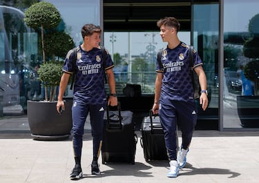El Real Madrid desvela su segunda equipaci¨®n en el viaje a Los ?ngeles