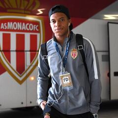 El Mónaco, a retener a Mbappé: le ofrece subir su sueldo