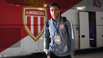 El Mónaco quiere retener a Mbappé: le ofrece aumentar su salario un 900%.