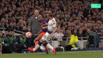 Este fue el pisotón de Delph a Kane: "Peligra la temporada"