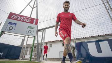 Rub&eacute;n Garc&iacute;a, en un entrenamiento de estos d&iacute;as, con mucho cansancio por las celebraciones.