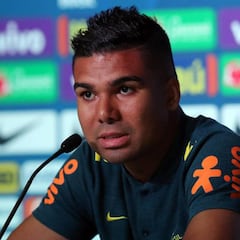 Casemiro: "Busquets es el mejor del mundo en mi posición"