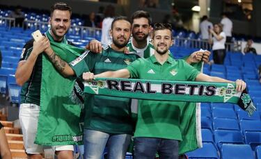 Defeat to Betis leaves Madrid seven points behind Barça