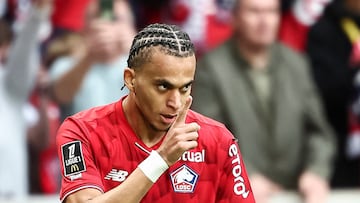 Lille's French midfielder #08 Ethan Mbappe celebrates after scoring his team's second goal during the French L1 football match between Lille LOSC and Toulouse FC at the Stade Pierre-Mauroy in Villeneuve-d'Ascq, northern France, on September 14, 2025. (Photo by Sameer Al-DOUMY / AFP)