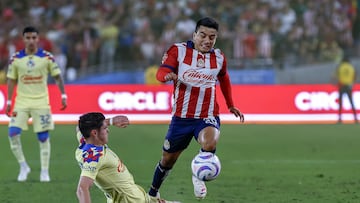 (L-R), Israel Reyes of America and Fernando Beltran of Guadalajara during the game America vs Guadalajara, corresponding to the Friendly match - Mexico Classic, at Rose Bowl Stadium, on October 16, 2023
<br><br>
(I-D), Israel Reyes de America y Fernando Beltran de Guadalajara durante el partido America vs Guadalajara, correspondiente al partido Amistoso - Clasico de Mexico, en el Estadio Rose Bowl, el 16 de Octubre de 2023