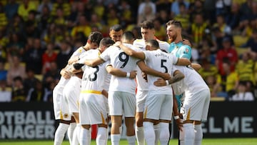 Raúl Jiménez helps Wolves win their first game of the season