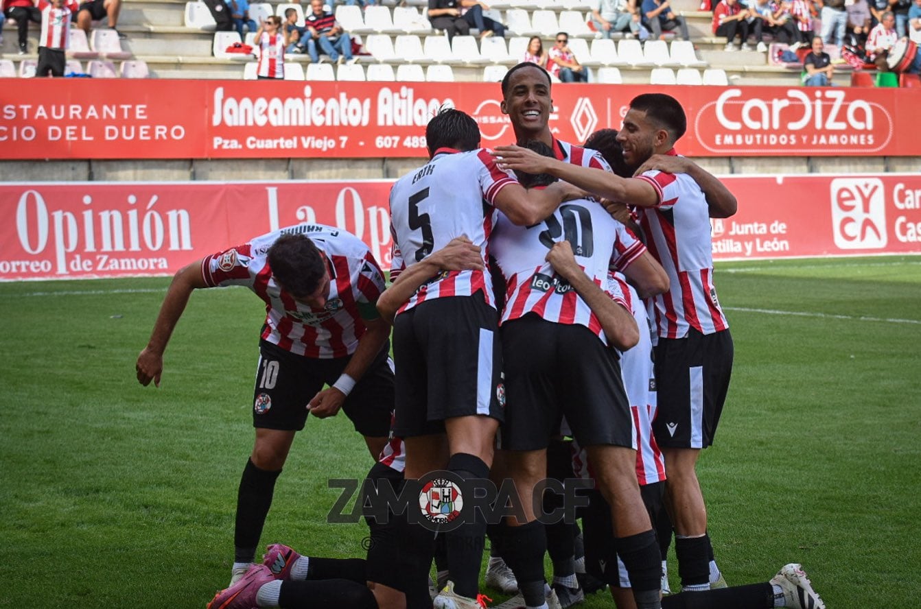El Zamora recupera la sonrisa ante el Mérida