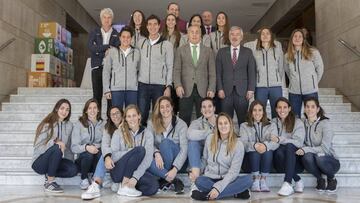 La Selecci¨®n femenina de waterpolo, "a tope" a Budapest